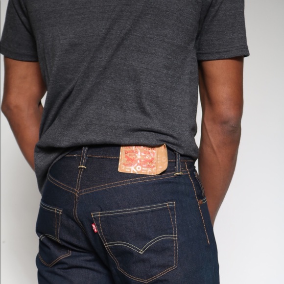 Will.i.am + Ekocycle + Levi's Jeans - Picture 4 of 8